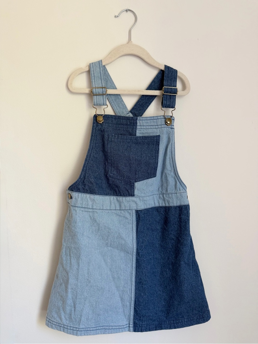 Max Studio Kids Two-Tone Denim Pinafore Dress (Size 7)